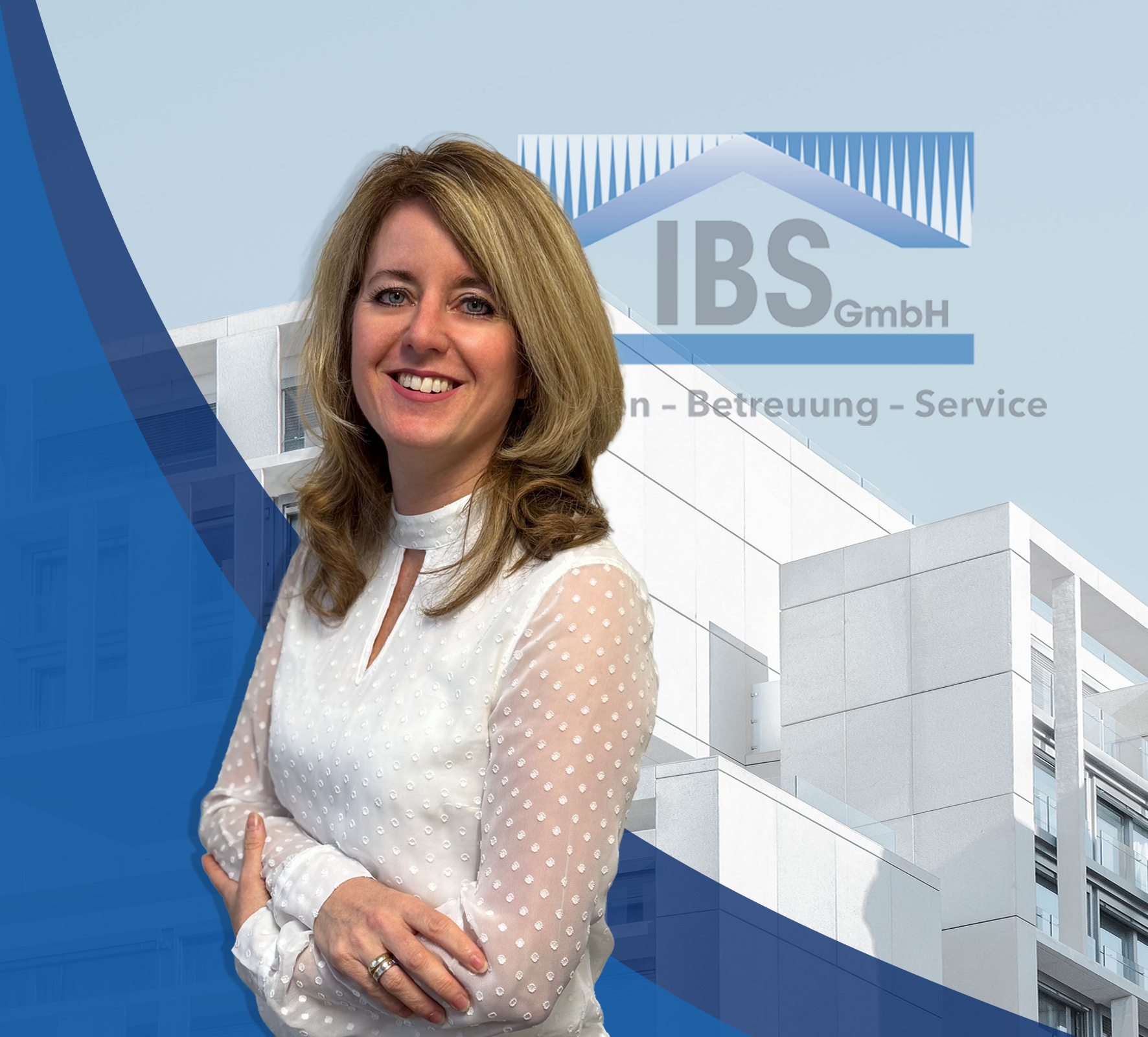 Portrait von Ruth vor dem IBS Logo
